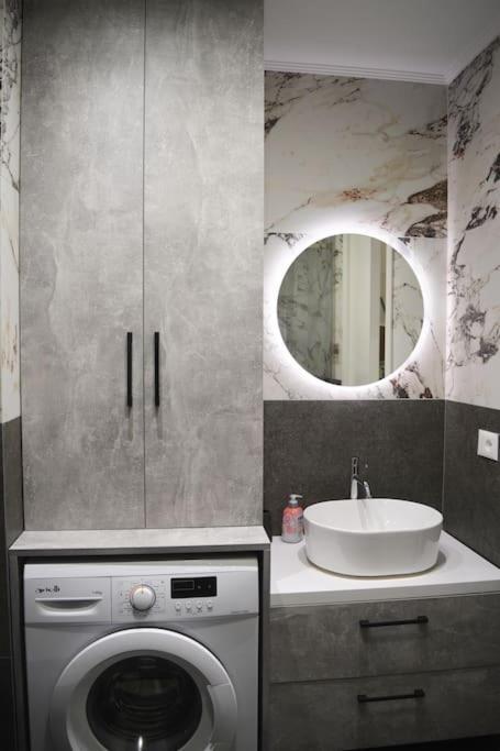 Sphinx Apartment Дуррес Экстерьер фото