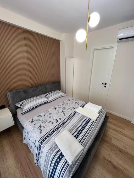 Sphinx Apartment Дуррес Экстерьер фото